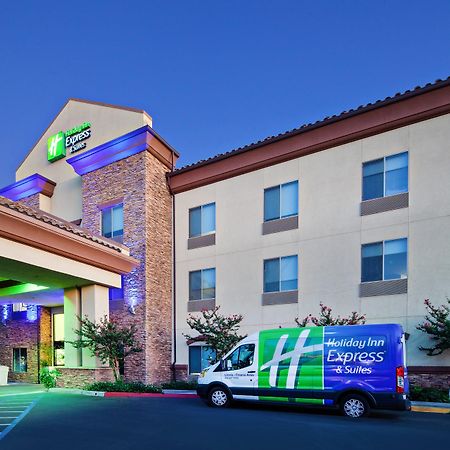 Holiday Inn Express & Suites Clovis Fresno Area By Ihg Екстер'єр фото