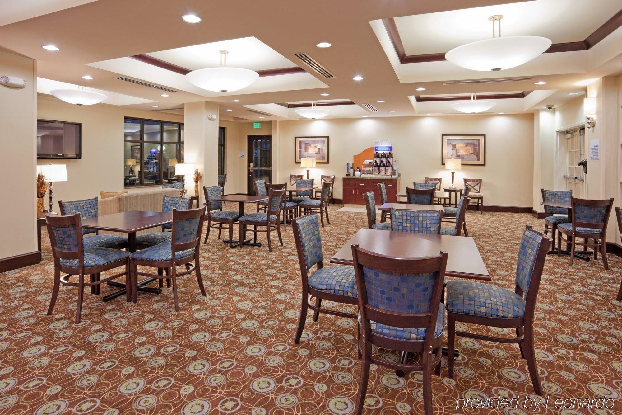 Holiday Inn Express & Suites Clovis Fresno Area By Ihg Ресторан фото