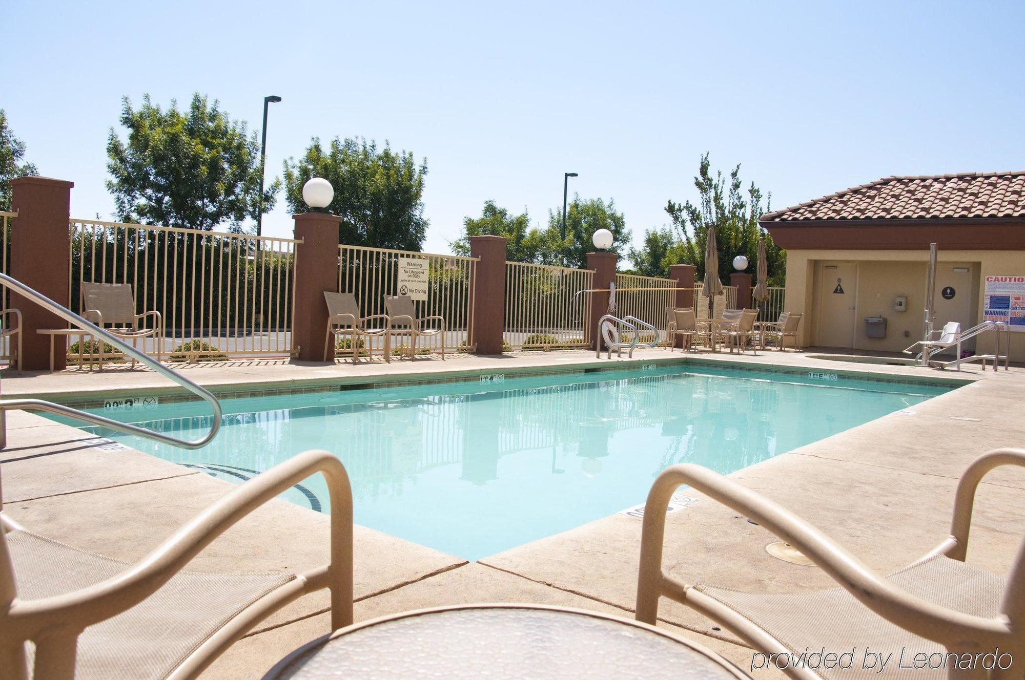Holiday Inn Express & Suites Clovis Fresno Area By Ihg Екстер'єр фото