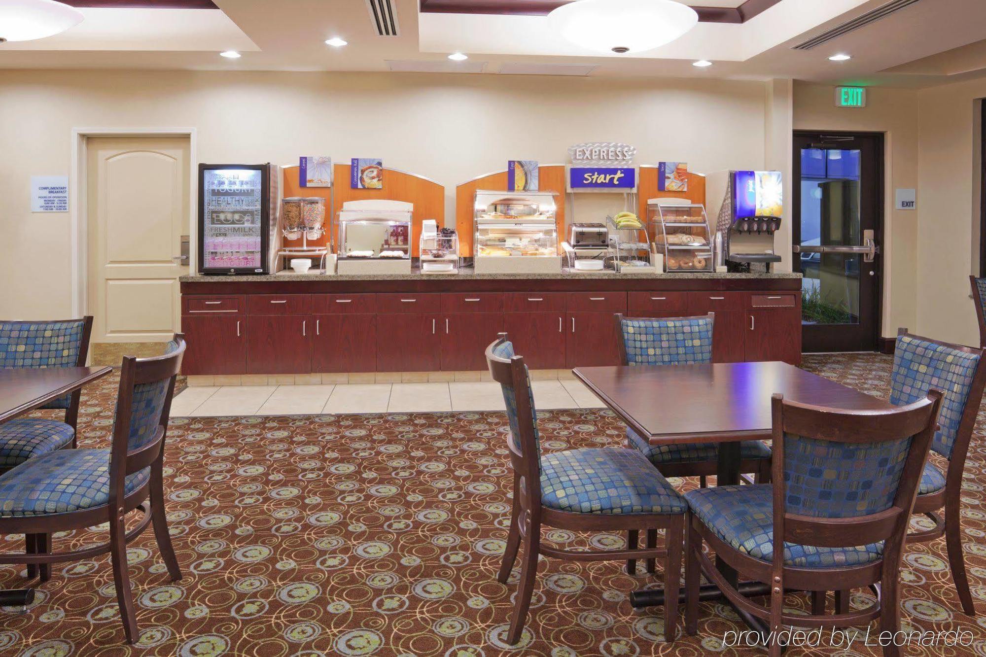 Holiday Inn Express & Suites Clovis Fresno Area By Ihg Екстер'єр фото